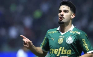 Flaco López, o jogador colombiano, pode chegar ao Palmeiras se a torcida atender ao valor proposto