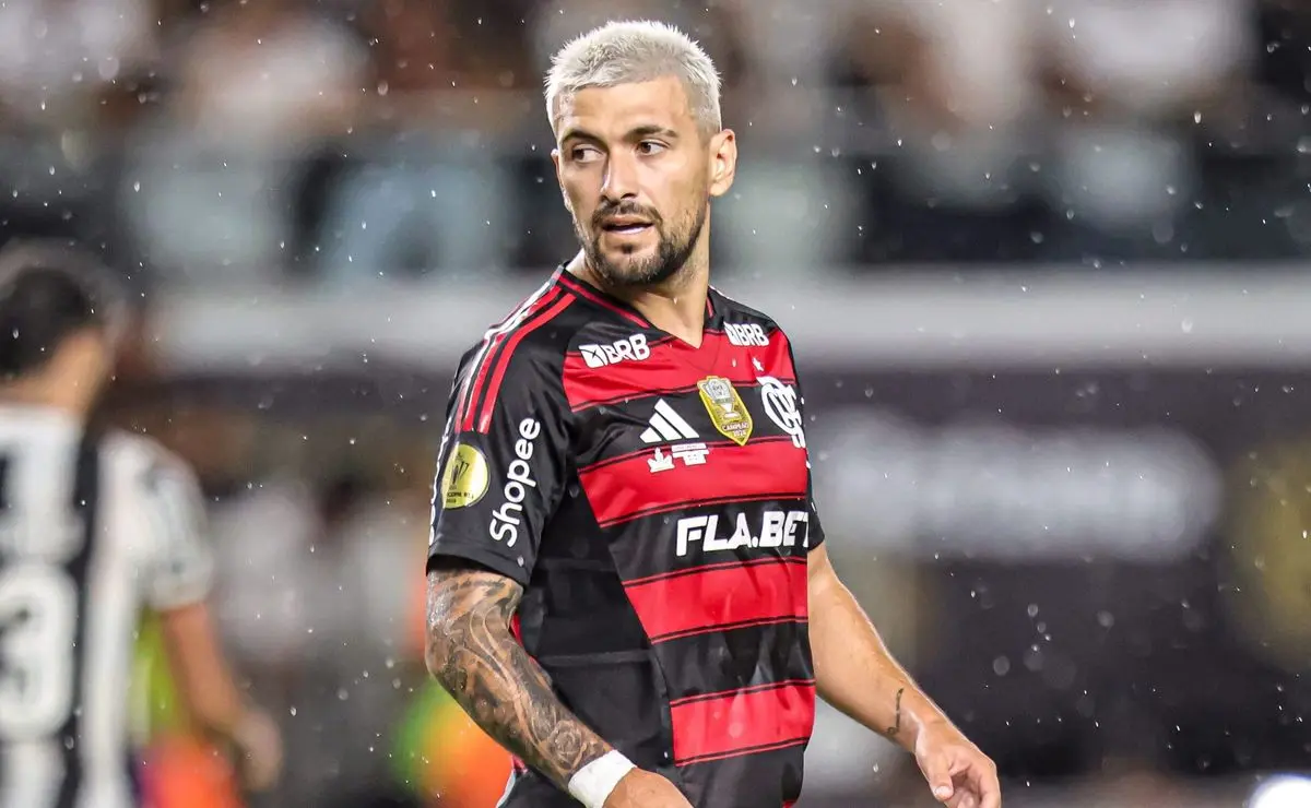 Flamengo e Botafogo: O que Filipe Luís revelou sobre sua decisão de ficar no clube