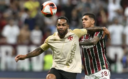 Fluminense conquista virada no Carioca, vence o Vasco em Brasília