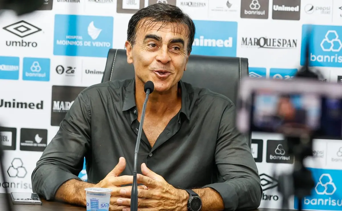 Grêmio lança bomba com novo reforço promissor que surpreende nos treinos e vaza elogios.