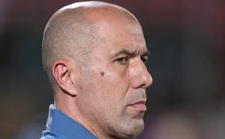 Leonardo Jardim se resume ao realismo em projetar o futuro do Cruzeiro.