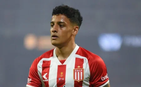O Fluminense busca novo meia para reforçar posseção.