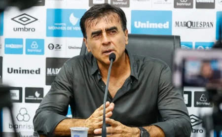 Quinteros não se iludem: Grêmio sofre goleada e alerta sobre sério problema que precisa ser resolvido urgente