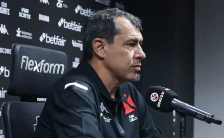 Rayan assume o comando da seleção titular do Vasco após retorno da Sub-20