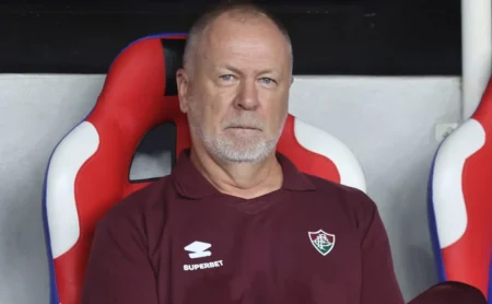 Ruben Lezcano chega ao Rio de Janeiro sem chance de disputar o Campeonato Carioca