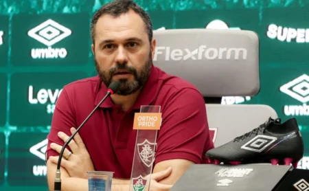 Saída de Árbitros para Europa não é descartada por Mario Bittencourt, mesmo após renovação com Fluminense.