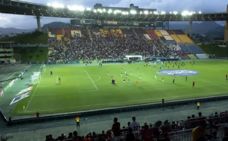 Vasco busca manter pontuação boa na Copa do Brasil após derrota no Estádio Kleber Andrade