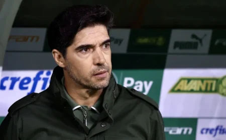 Vidente revela destino de Abel Ferreira na partida entre Guarani e Palmeiras: um resultado surpreendente