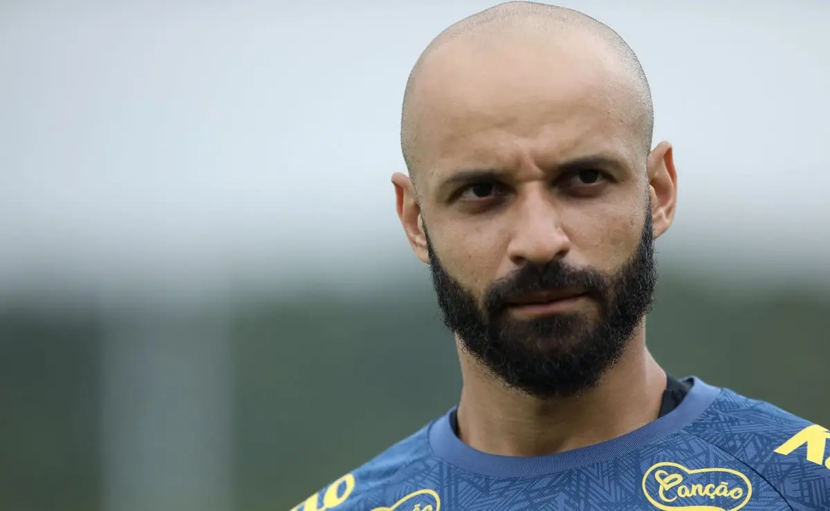 Thaciano: Desempenho no Santos gera alerta após dois meses e eliminação