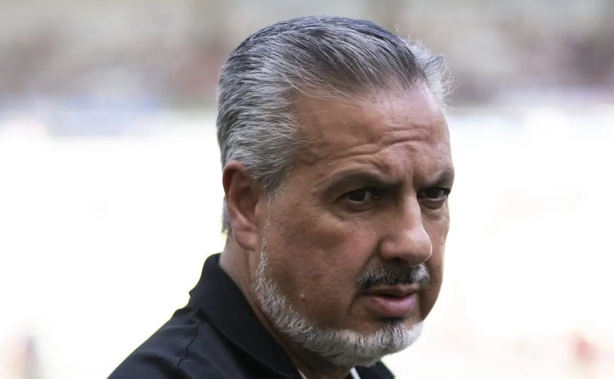 Flamengo: José Boto define lista de dispensas com dois nomes do elenco