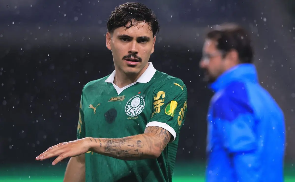 Retorno de Maurício ao Palmeiras previsto para a primeira semana de abril.