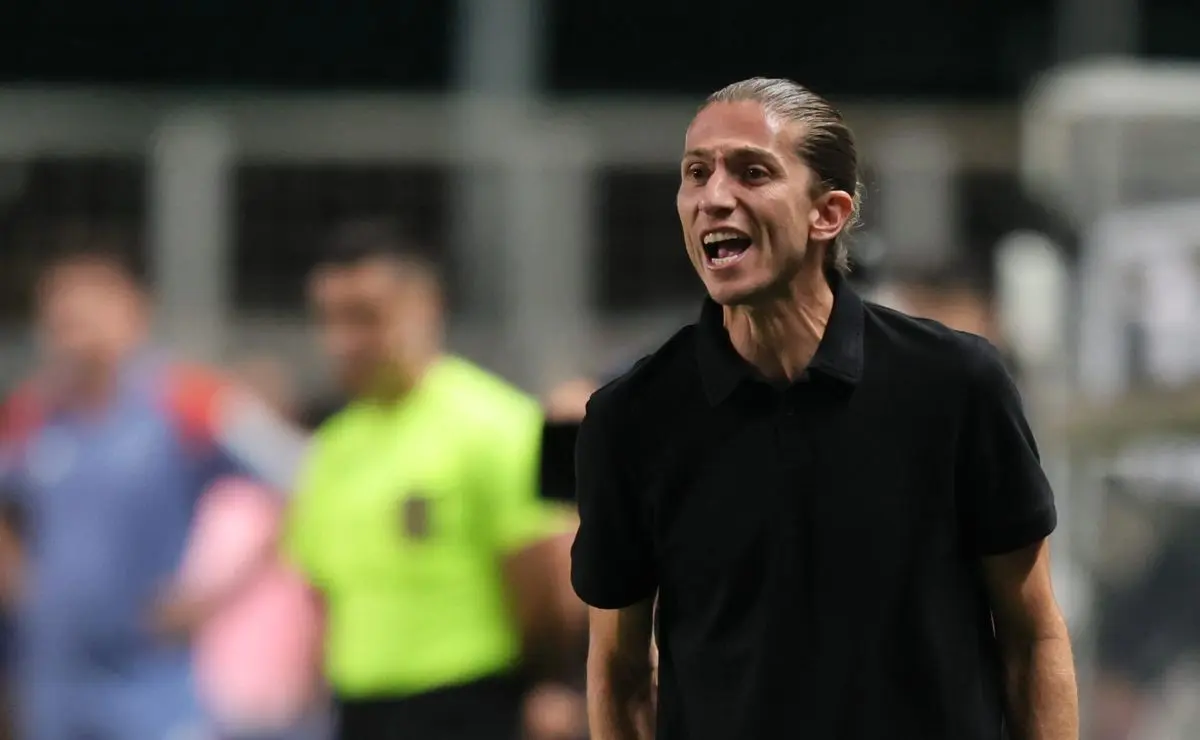 Filipe Luís e os duelos contra o Fluminense nas finais do Carioca
