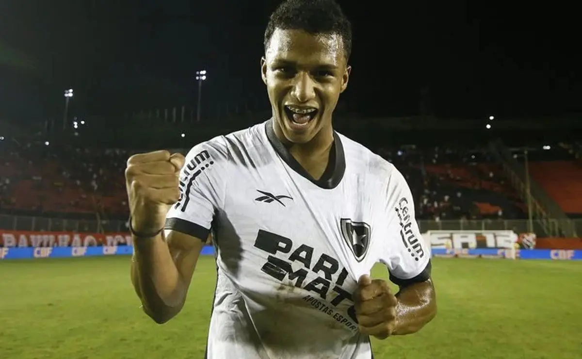 Fabiano Deixa o Brasil e Reforça o Karpaty Lviv, da Ucrânia