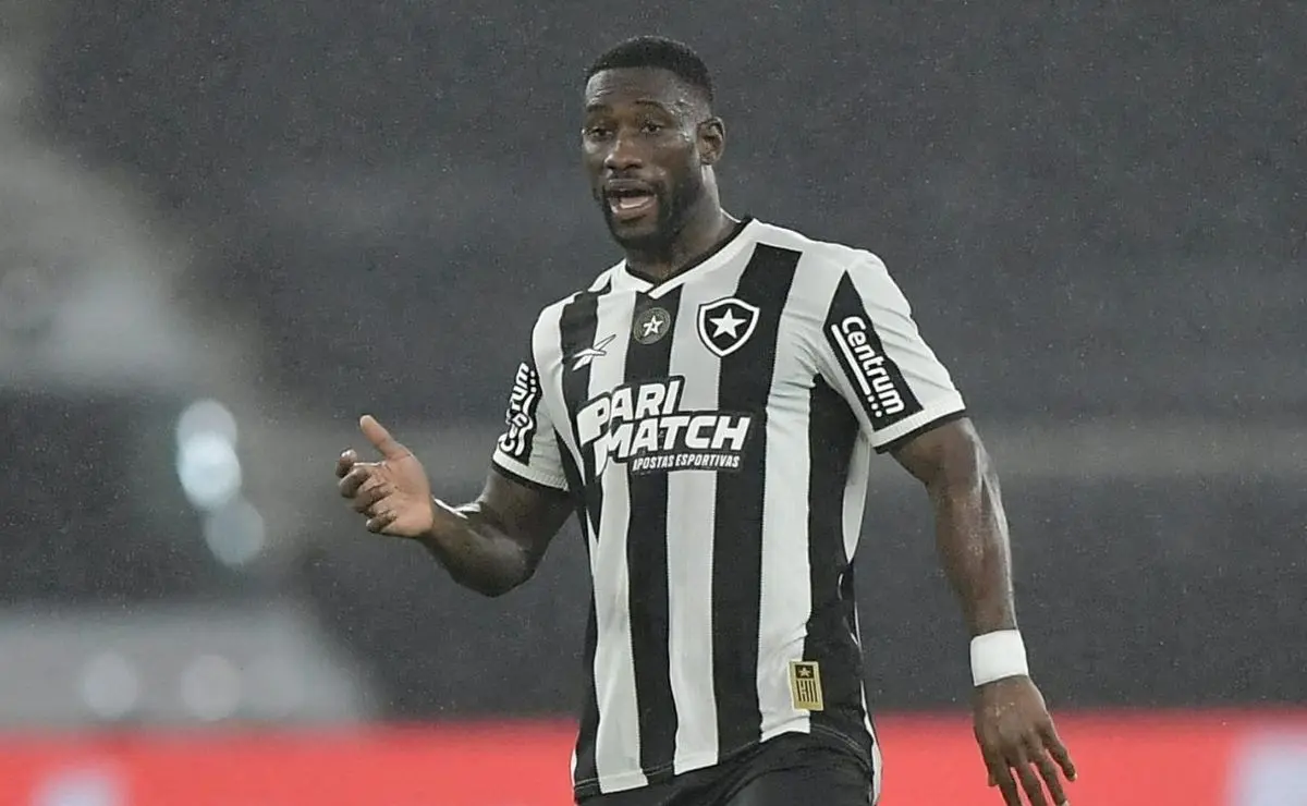 Reação da torcida: Botafogo libera Bastos após convocação para seleção angolana