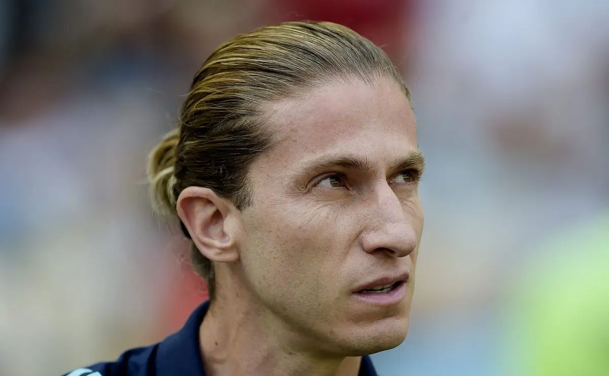 Filipe Luís busca estreia vitoriosa no comando do Flamengo diante do Fluminense