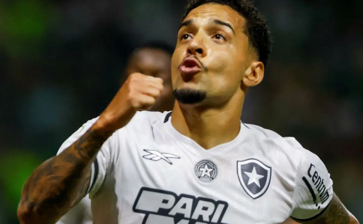 Gregore define futuro: Botafogo, Palmeiras ou Atlético-MG até 2028