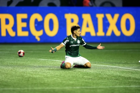 Palmeiras: Dívida, pendências e o sonho do título adiado após tropeço em casa