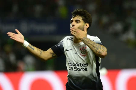 Yuri Alberto celebra triunfo do Corinthians e expõe dificuldade: "Não sei como atuei"
