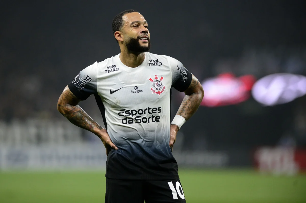 Memphis: Em busca do primeiro gol e protagonismo inédito em clássico contra o Corinthians