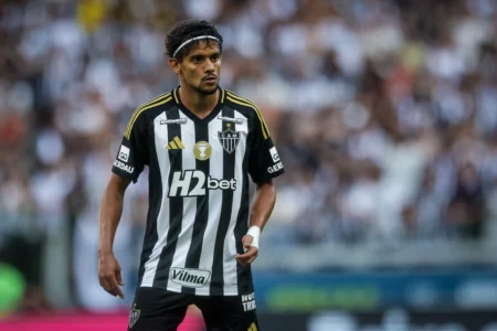 Scarpa comenta a vinda de Bigode para BH em meio a disputa judicial no Atlético-MG: "É crucial a proximidade".