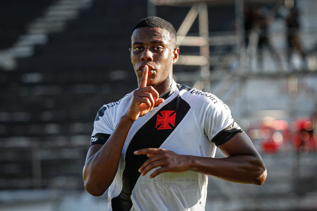 Cuiabá anuncia décimo reforço: volante Lucas Eduardo, ex-Vasco