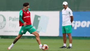 Mudanças no Palmeiras: Maurício em transição e Marcos Rocha lesionado