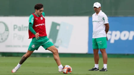 Mudanças no Palmeiras: Maurício em transição e Marcos Rocha lesionado