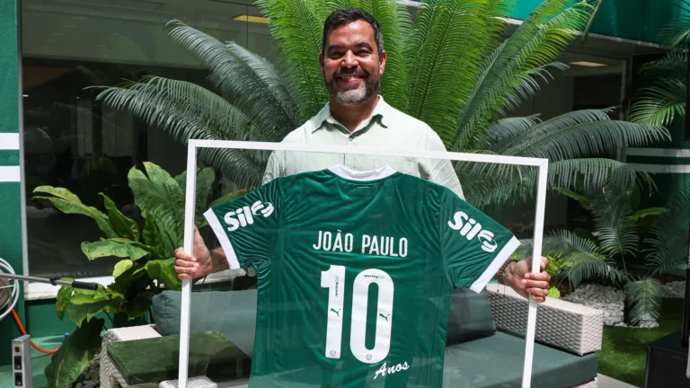Palmeiras celebra uma década de João Paulo Sampaio na base: "Um feito raro"