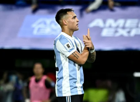 Lautaro Martínez Desfalca a Argentina em Duelos Contra Uruguai e Brasil