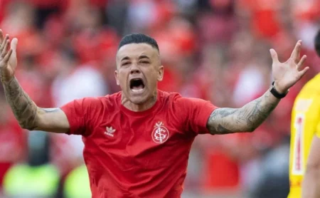 D'Alessandro motiva o Inter com discurso impactante no vestiário: "Vamos pisar na…"