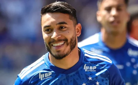 William Exige Pedido de R$ 1 Milhão Mensal para Retorno ao Internacional, Afirma Jornalista