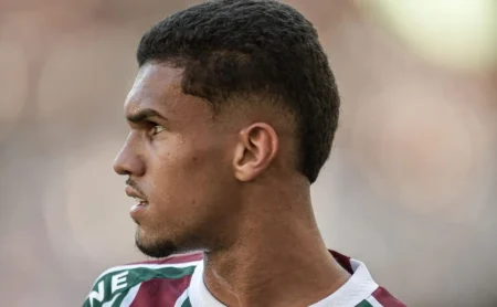 Riquelme: Nova Baixa no Fluminense por Lesão Semelhante a Alexsander e André