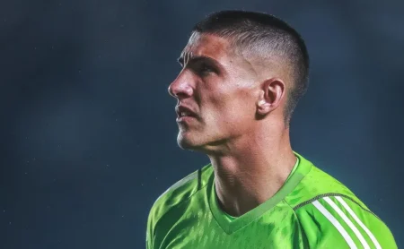 Internacional: Roger Machado tem dilema no gol diante do México sem Rochet