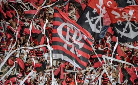 Flamengo Mantém Liderança em Pesquisa Nacional de Torcidas; Corinthians Segue em Segundo