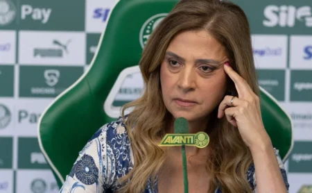 Leila Pereira Aguarda Resposta de Augusto Melo Para Ação em Conjunto no Corinthians Durante a Data FIFA
