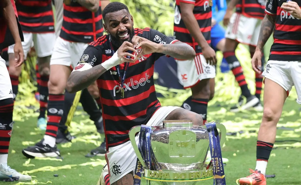 Gerson e Flamengo: Proposta Irrecusável para Renovação Contratual