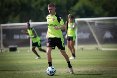 Maxime no Vasco: Reforço sob holofotes para o Brasileirão.
