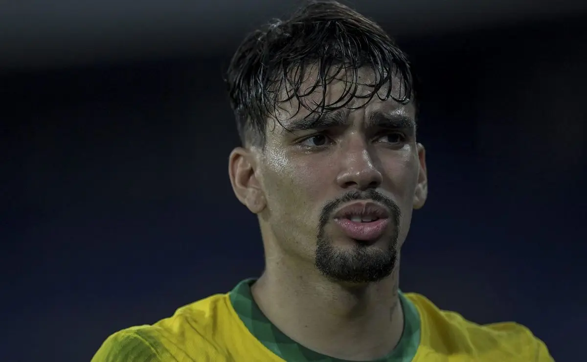 Paquetá, ex-Flamengo, banido do futebol: julgamento segue após pedido da FA