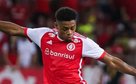 Inter quer repetir sucesso com Victor Gabriel e contrata lateral