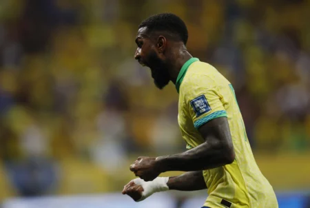 Brasil e Colômbia: Lesão de Gerson causa apreensão em campo