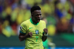 Vini Jr. celebra gol da vitória contra a Colômbia: "Alívio"