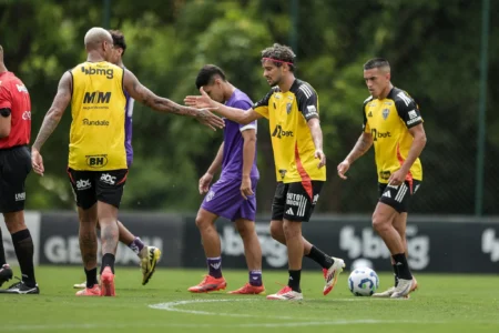 Reforços balançam as redes: Atlético-MG supera Coimbra em jogo-treino