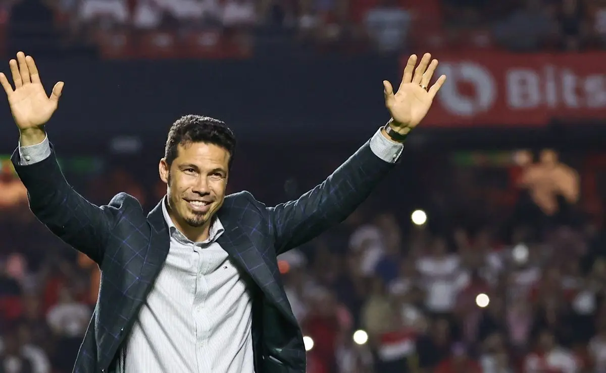 Declaração Surpreendente de Empresário Revela Detalhes do Passado de Hernanes no São Paulo