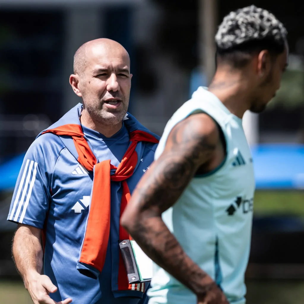 Jardim detalha situação de Matheus Pereira no Cruzeiro.