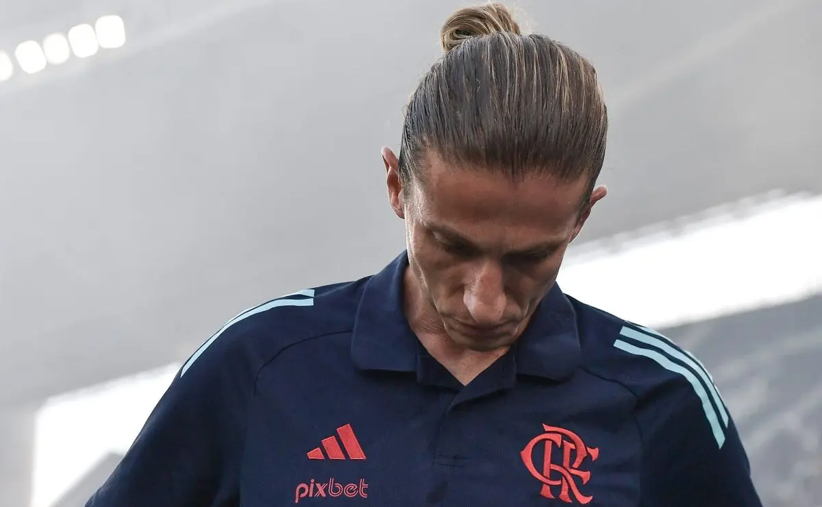 Flamengo busca solução para jogador "esquecido" por Filipe Luís antes de 11 de abril