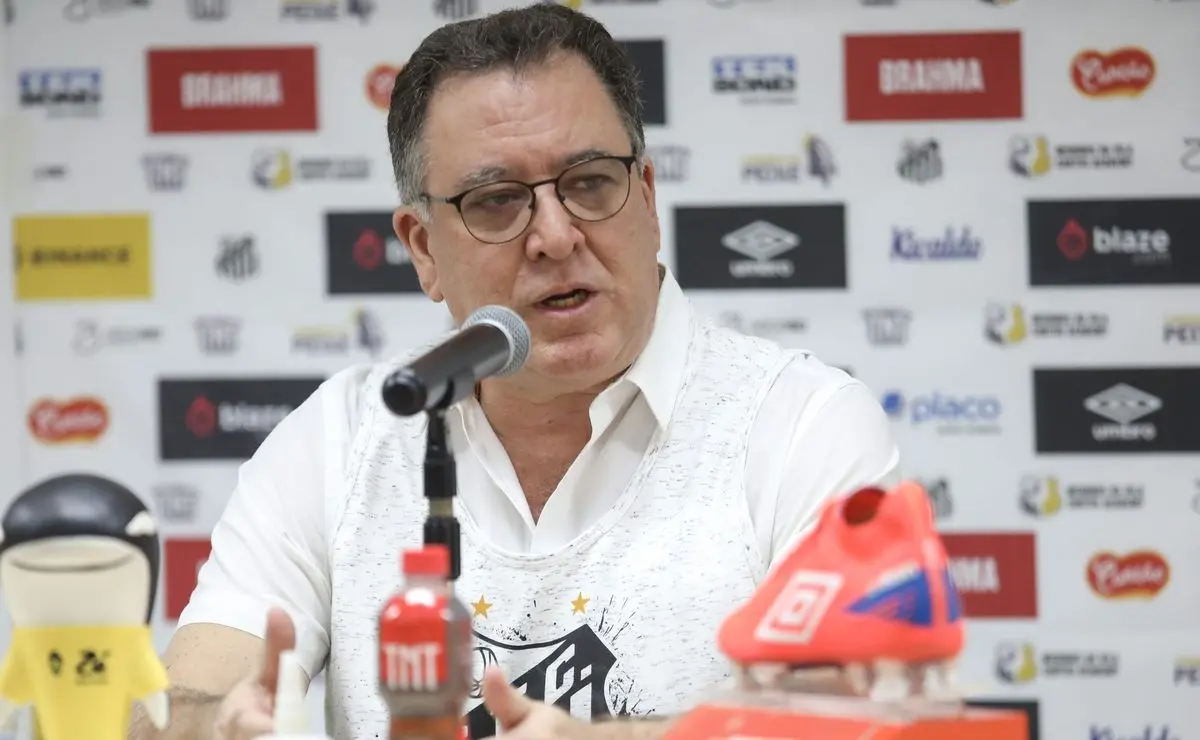 Santos se posiciona sobre reforço na janela: a prioridade de Marcelo Teixeira