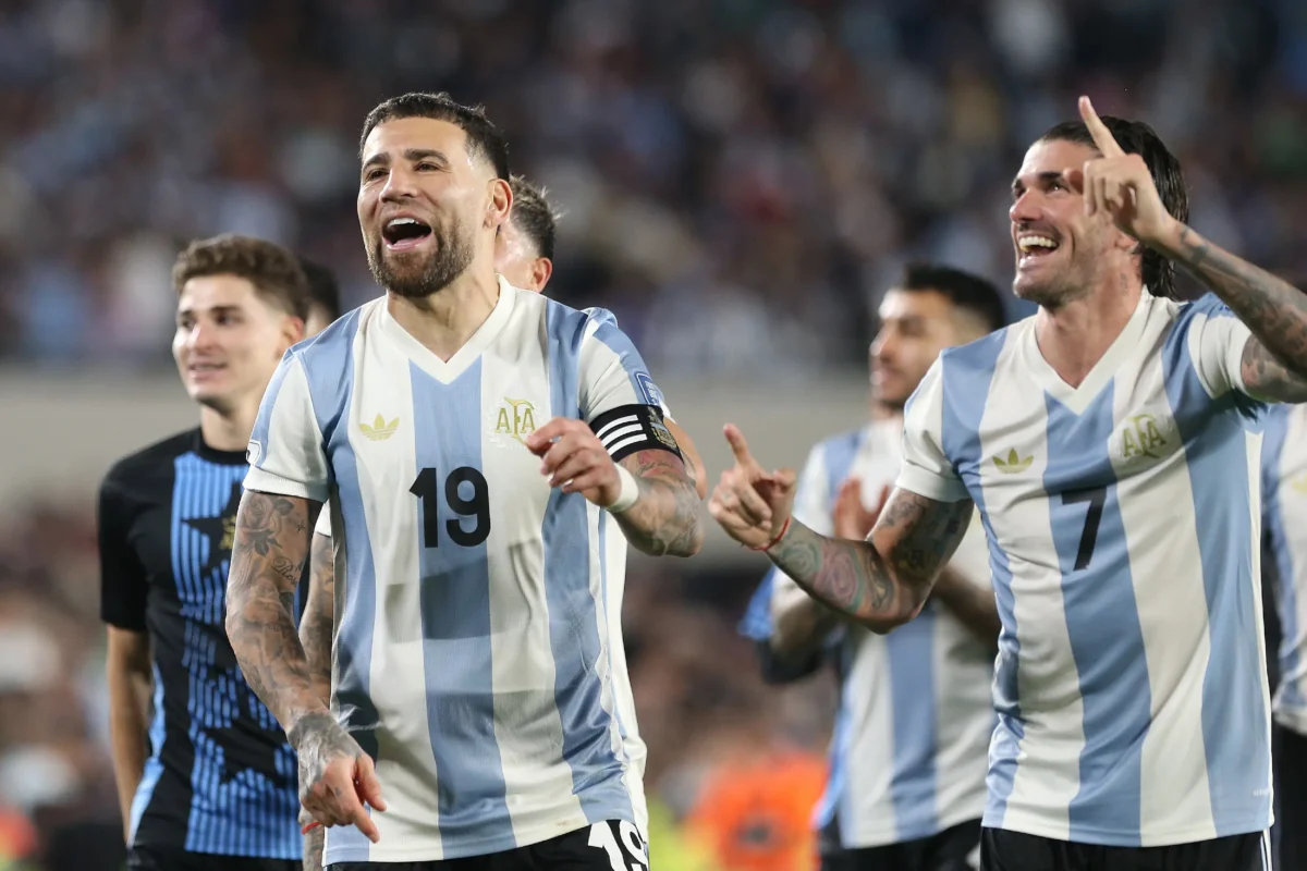 Provocação Argentina: Comemoração com minuto de silêncio em alusão ao Brasil.