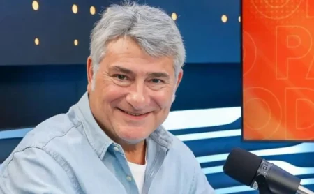 Cléber Machado comenta postura do Palmeiras após derrota para o Corinthians: “Muito interessante”