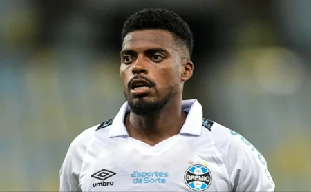 Torcida do Grêmio Decreta Saída de Jemerson Após Partida Contra o Juventude