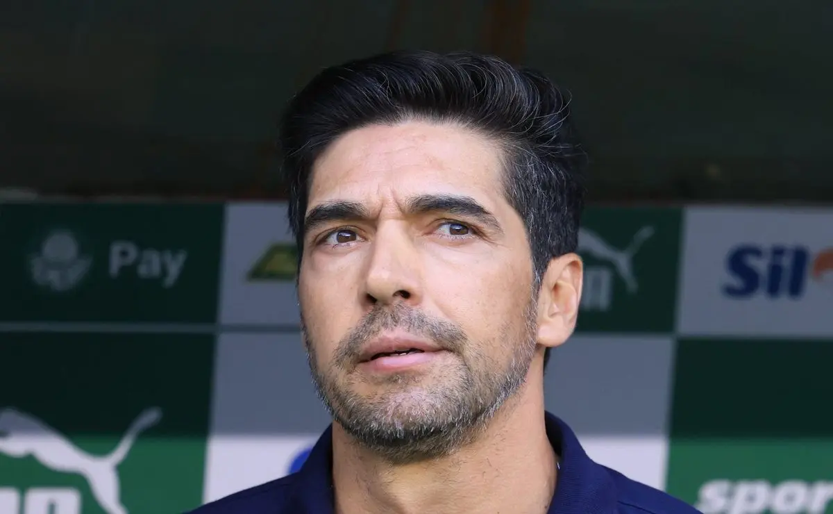 Estevão de saída: Abel busca reforços para o ataque do Palmeiras na janela